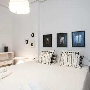 Alhondiga With Terrace Appartamento Siviglia